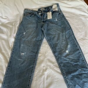 Forever 21 Boyfriend Jeans - Size 28
